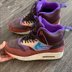 Nike  Women’s Air Max 1 Sneakerboot